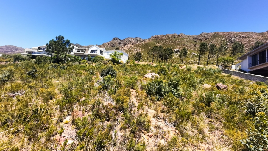  Bedroom Property for Sale in Gordon Heights Western Cape